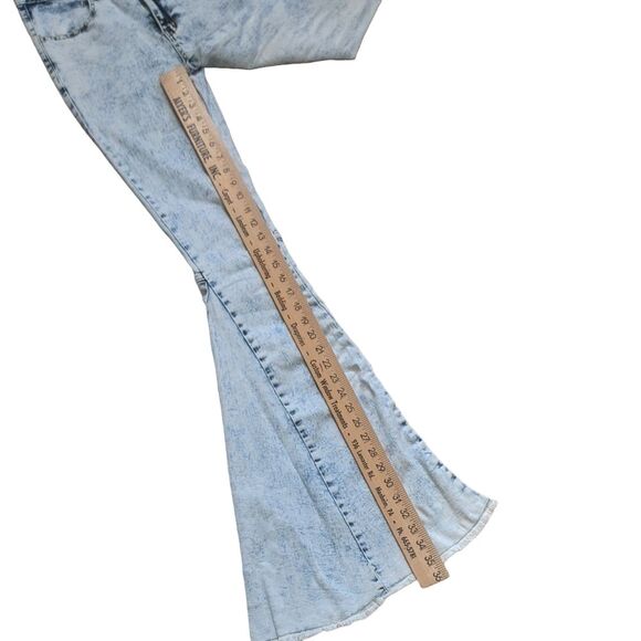 Altar'd State acid wash flare bottom high waisted stretch jeans SIP6138A size S - Picture 7 of 10